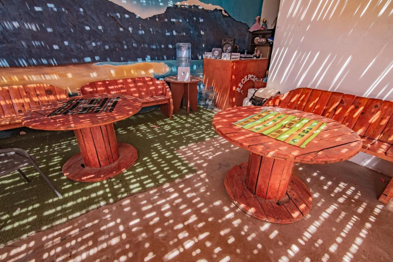 サン・ペドロ・デ・アタカマ Hostal Nuevo Sol Y Vientoホステル エクステリア 写真